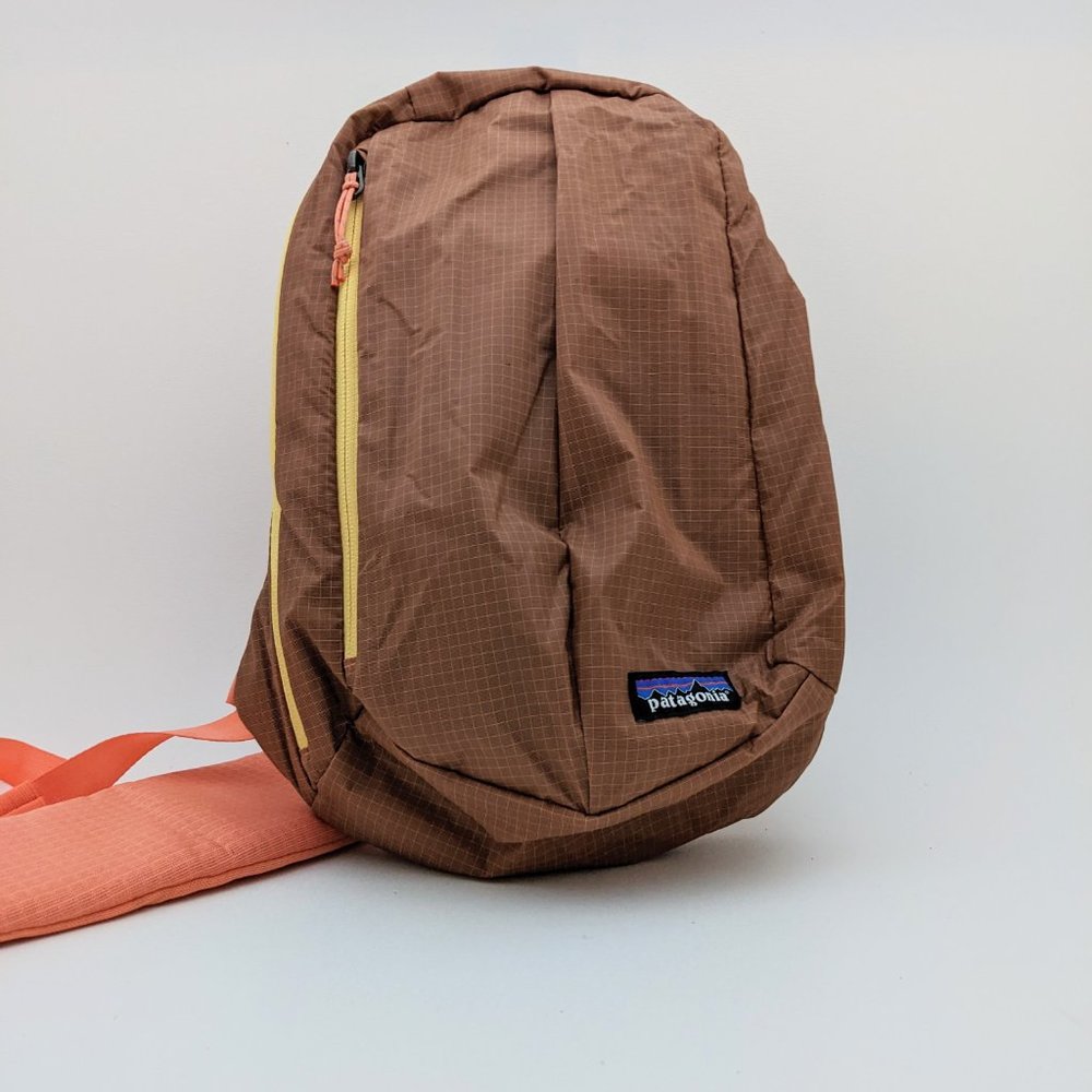 Patagonia Ultralight Black Hole sling 8L